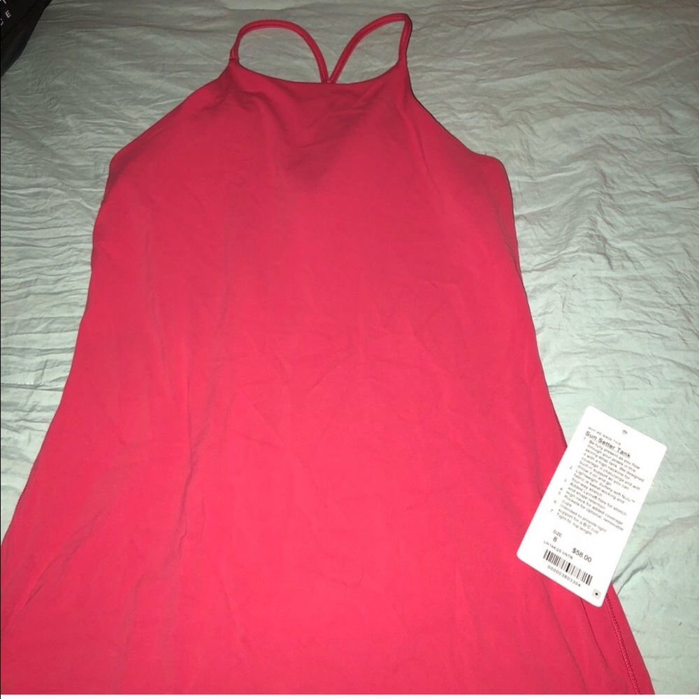 Lululemon sunsetter tank